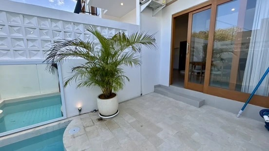 Brand new, sunny 2BR villa near Melasti Beach