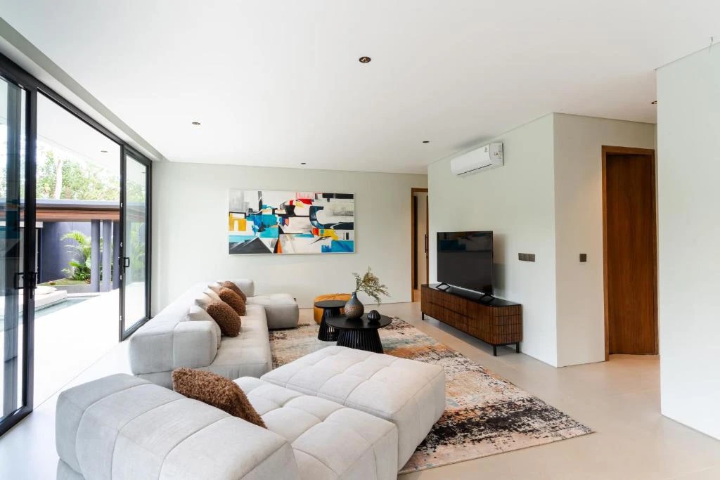 DO 94 - VILLA FOR SALE IN PERERENAN BALI
