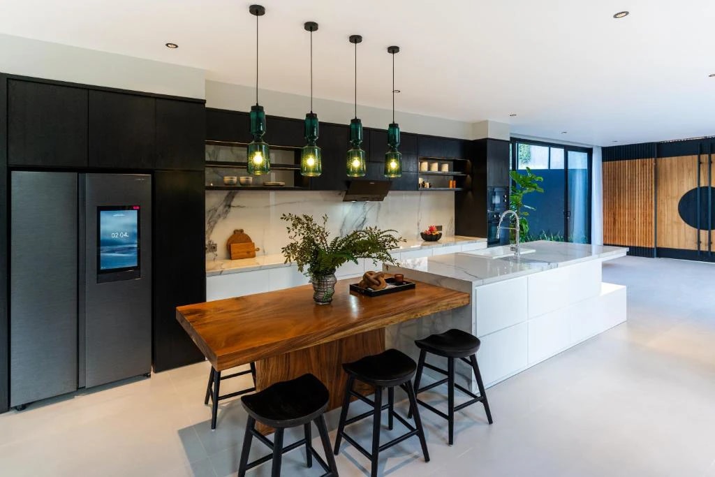 DO 94 - VILLA FOR SALE IN PERERENAN BALI