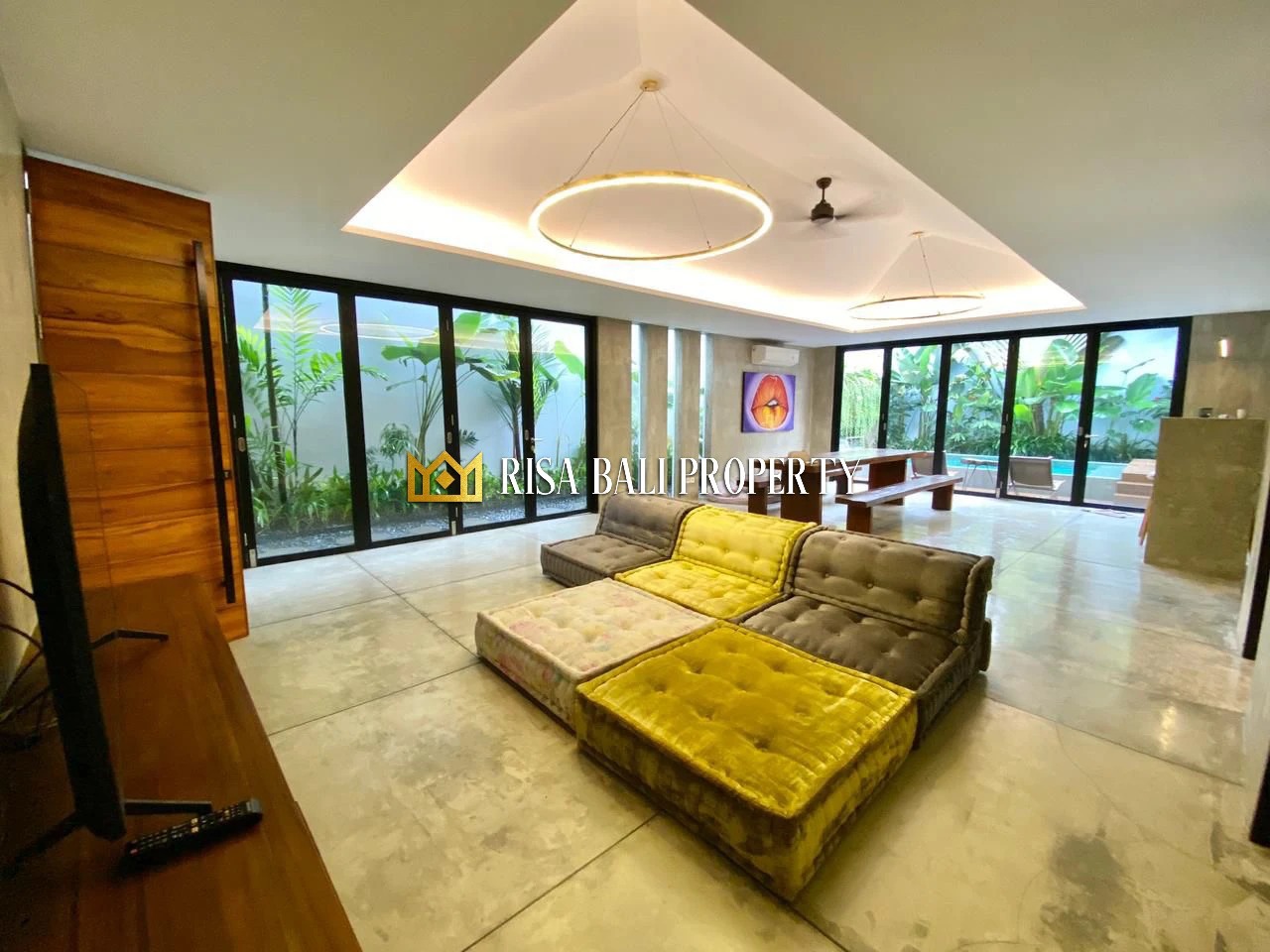  MODERN 2-BEDROOM VILLA IN UMALAS