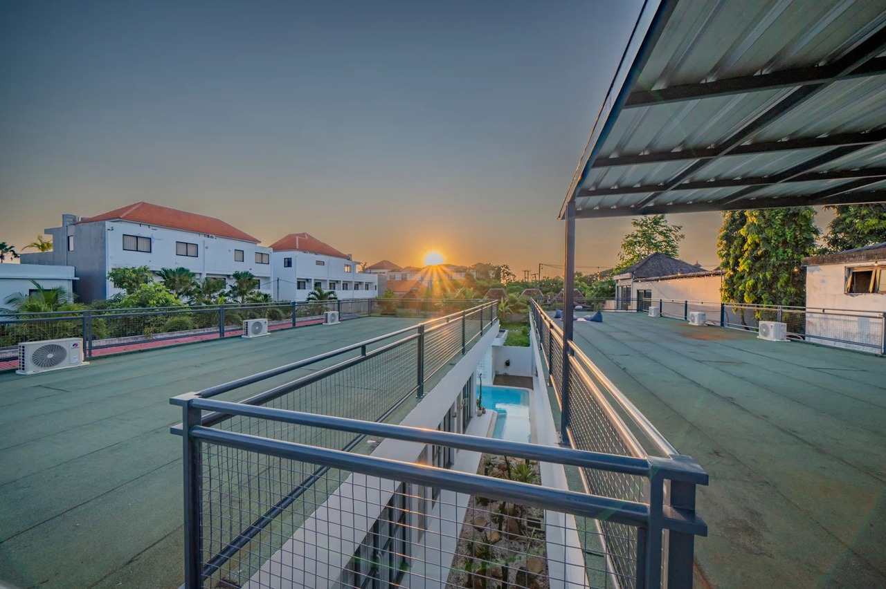 BRAND NEW STUDIO LOFT IN BERAWA CANGGU