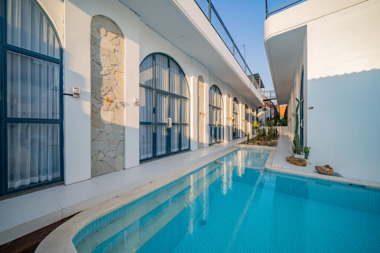 BRAND NEW STUDIO LOFT IN BERAWA CANGGU
