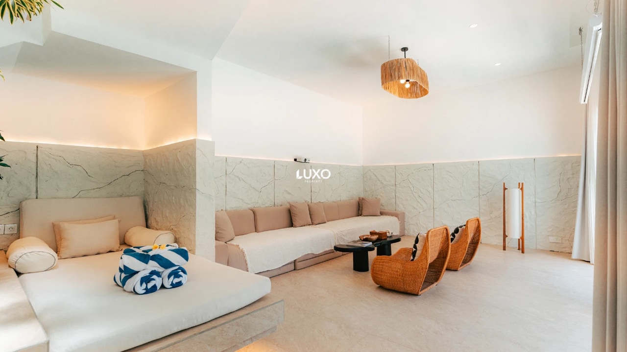 2-Bedroom Modern Villa in Melasti