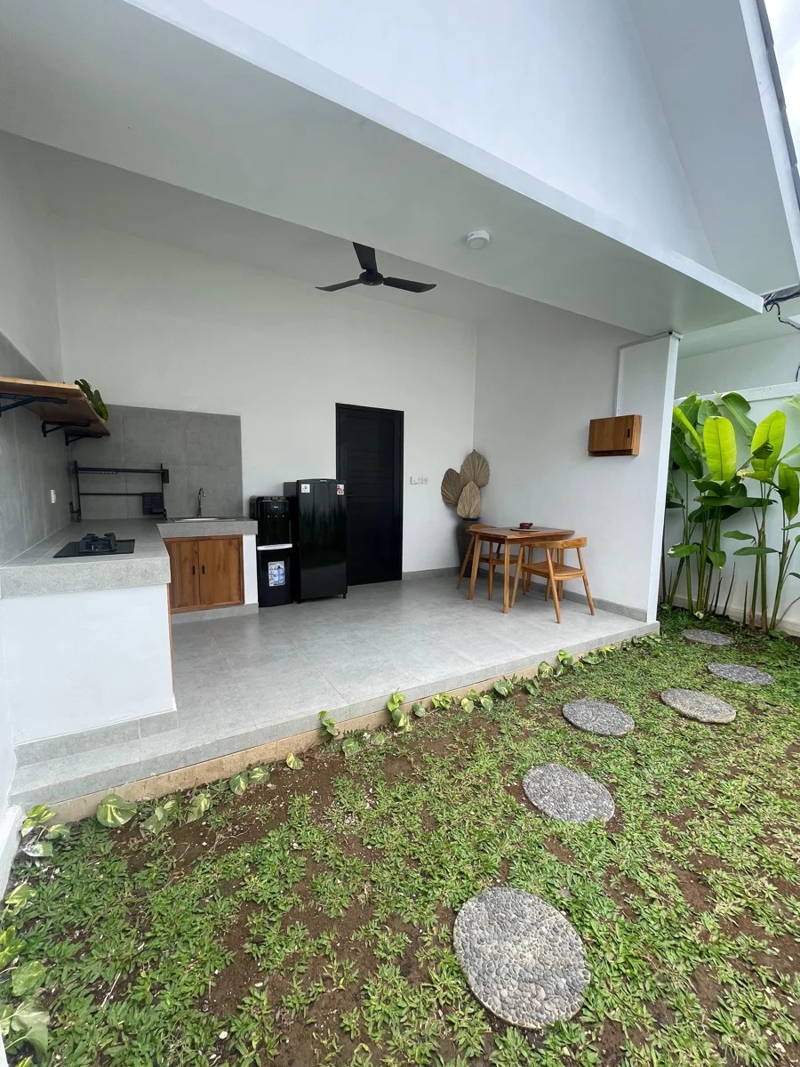 DO 432-APARTMENT 1 ROOM SEMINYAK 
