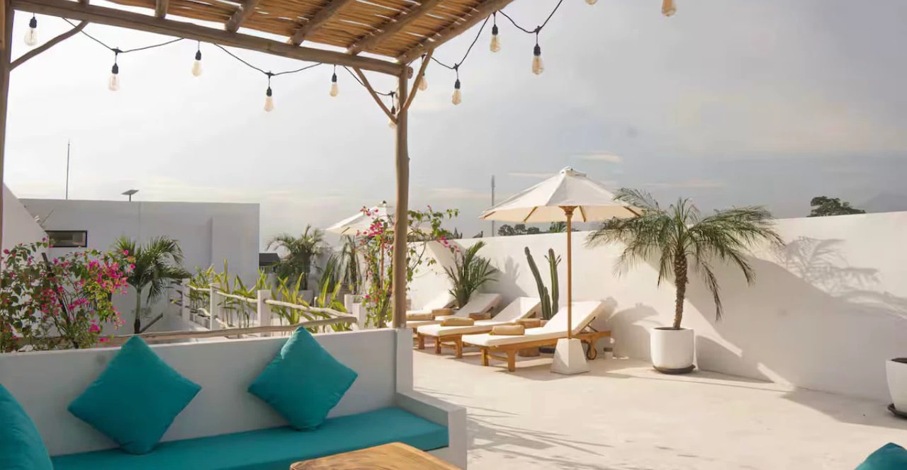 2BD Villa Vivid 