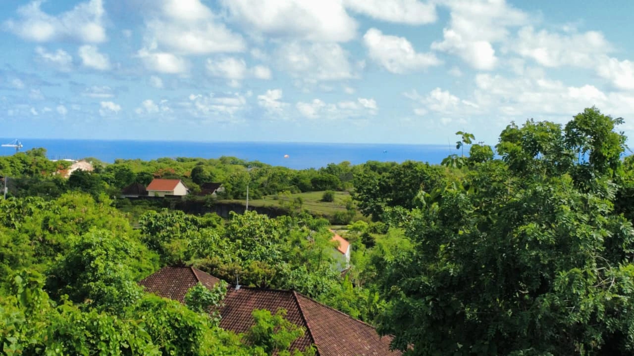 DO 132 - LAND FOR SALE IN KUTUH BALI