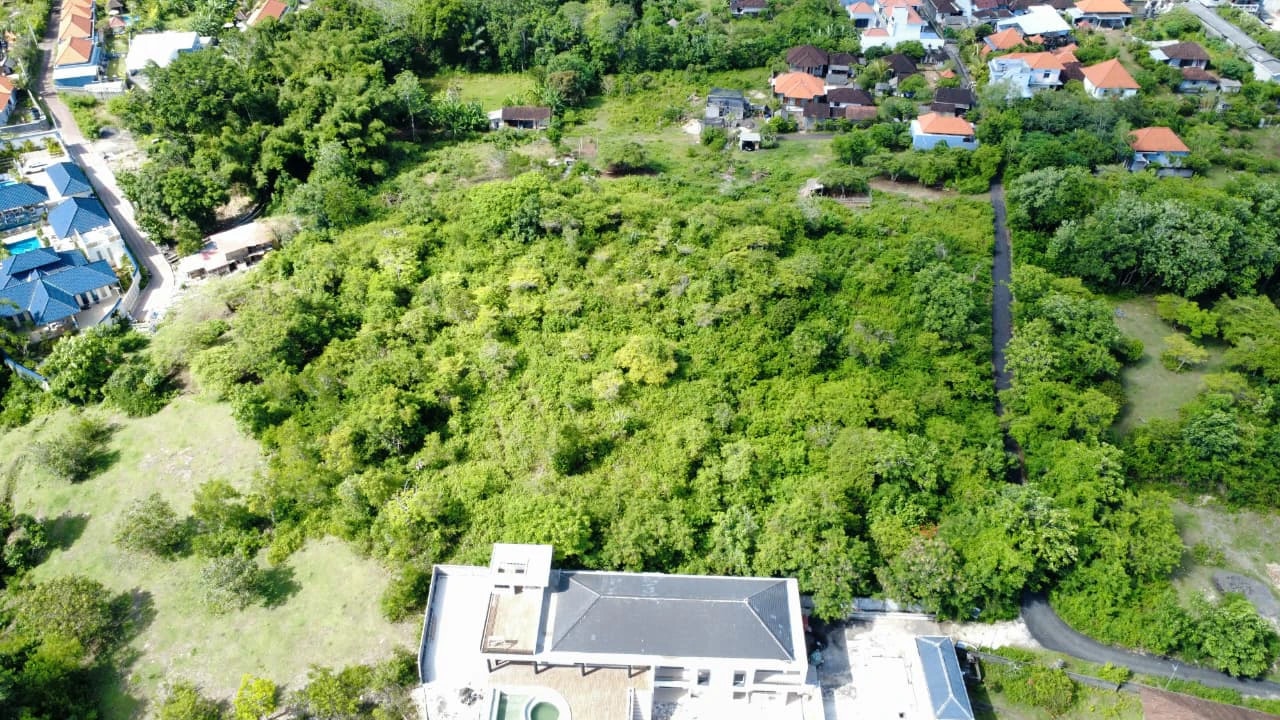 DO 132 - LAND FOR SALE IN KUTUH BALI