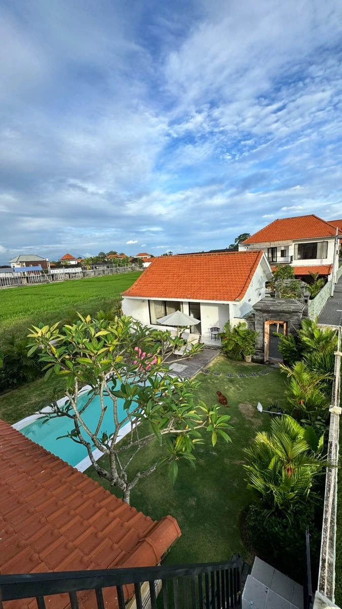 Stunning 3br villa for rent in Munggu