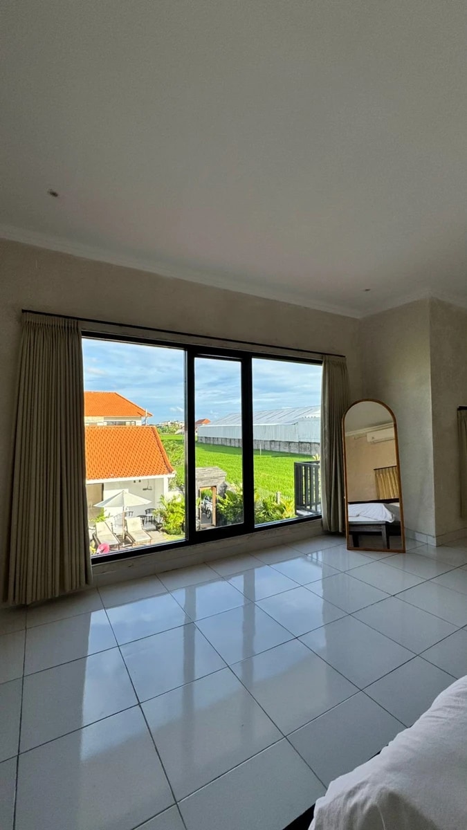 Stunning 3br villa for rent in Munggu