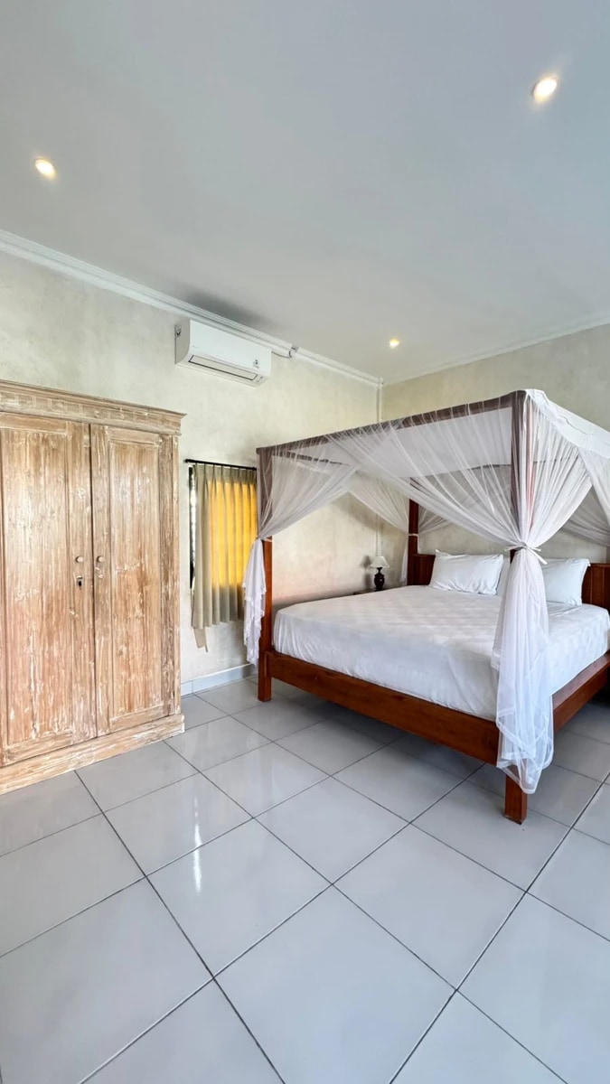 Stunning 3br villa for rent in Munggu