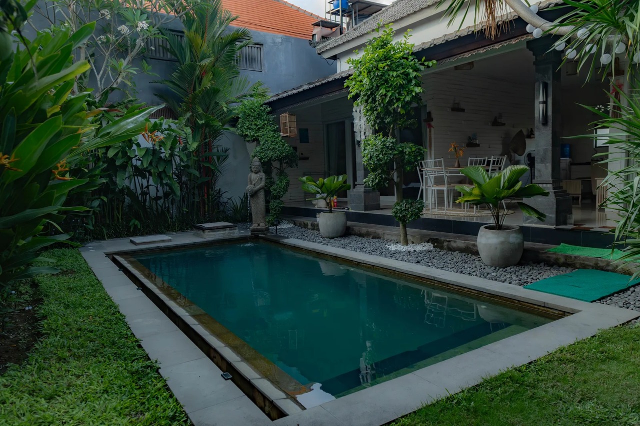 2 BD Umah Aris Villa 
