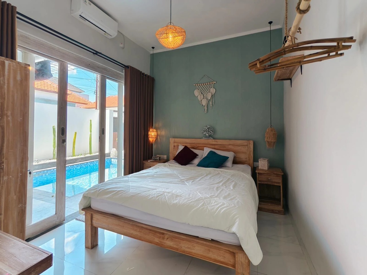 Two bedroom freehold