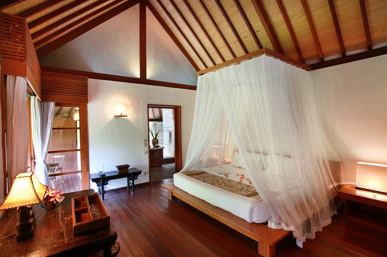 Serene 2BR Villa w/ Sunset Bale and Pool