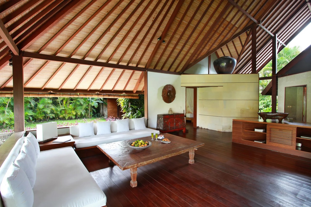 Serene 2BR Villa w/ Sunset Bale and Pool