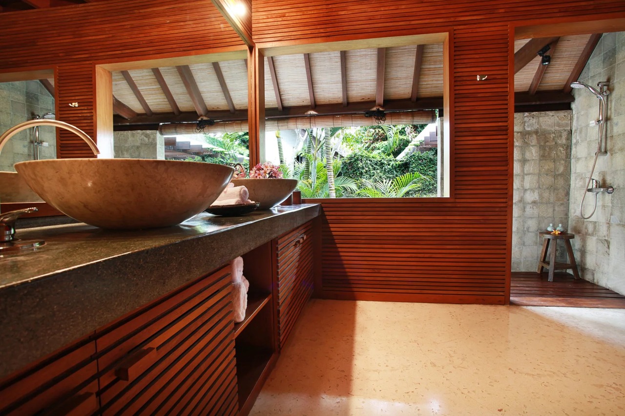 Serene 2BR Villa w/ Sunset Bale and Pool