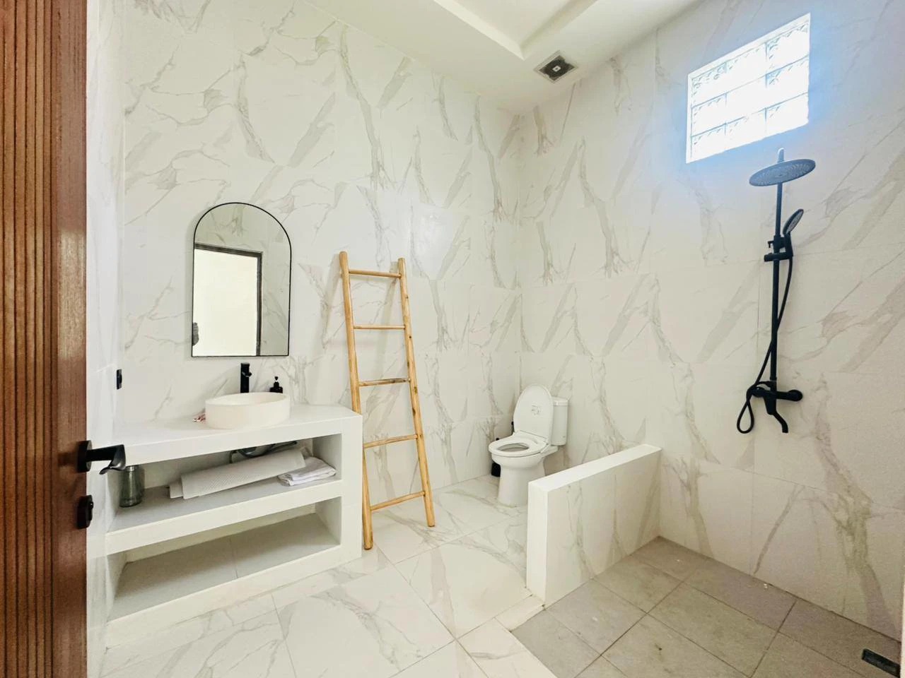 2 BEDROOM VILLA IN PADONAN, IDR 230 MILL
