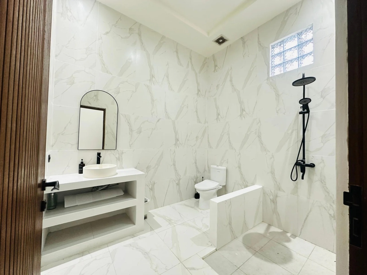 2 BEDROOM VILLA IN PADONAN, IDR 230 MILL