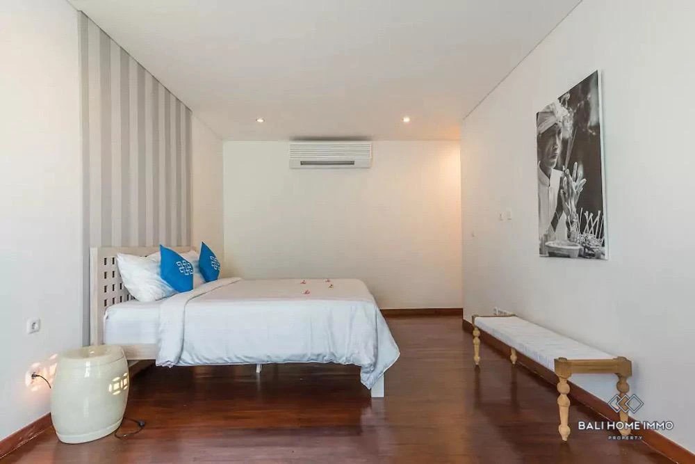 Luxury Villa-Steps from Petitenget Beach