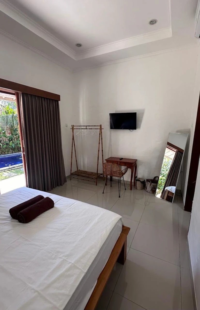 Luxurious 4-Bedroom Villa for Rent
