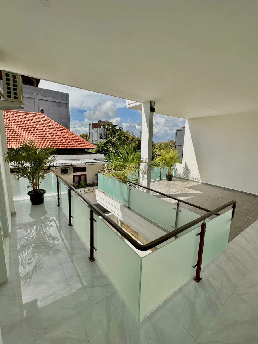 3 floors villa in goa gong uluwatu