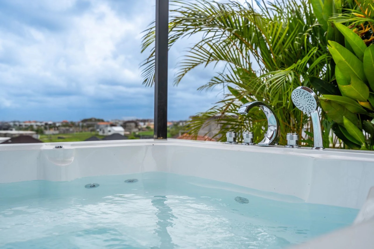 Villa Berawa 2BR