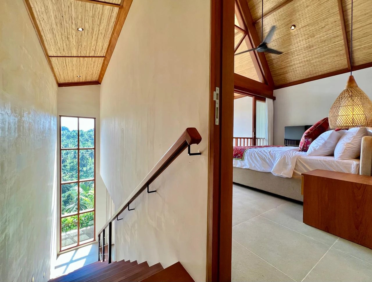 Stylish 1BR Jungle Retreat w/ River View