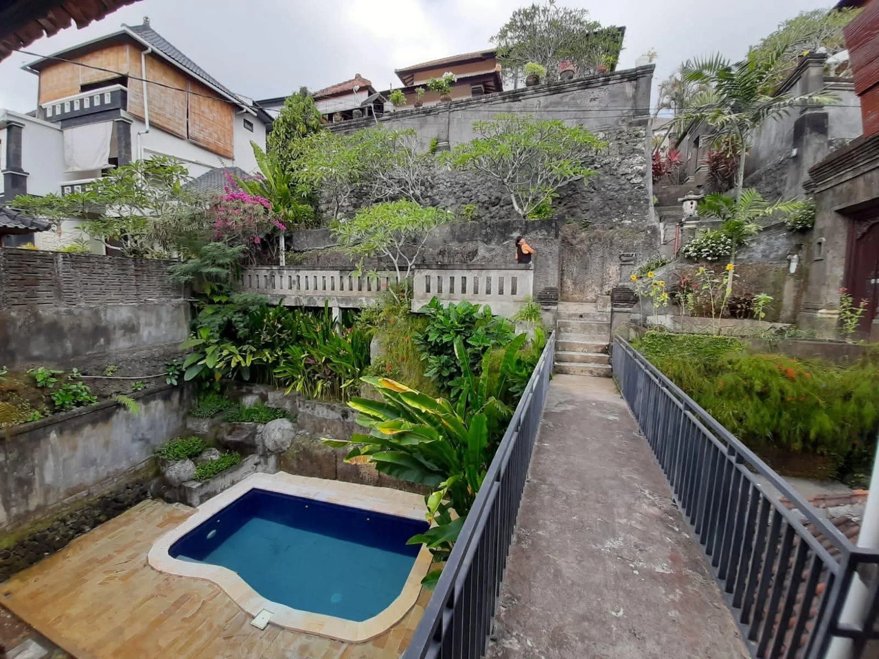 6 BEDROOM IN UNGASAN, IDR 2.975.000.000