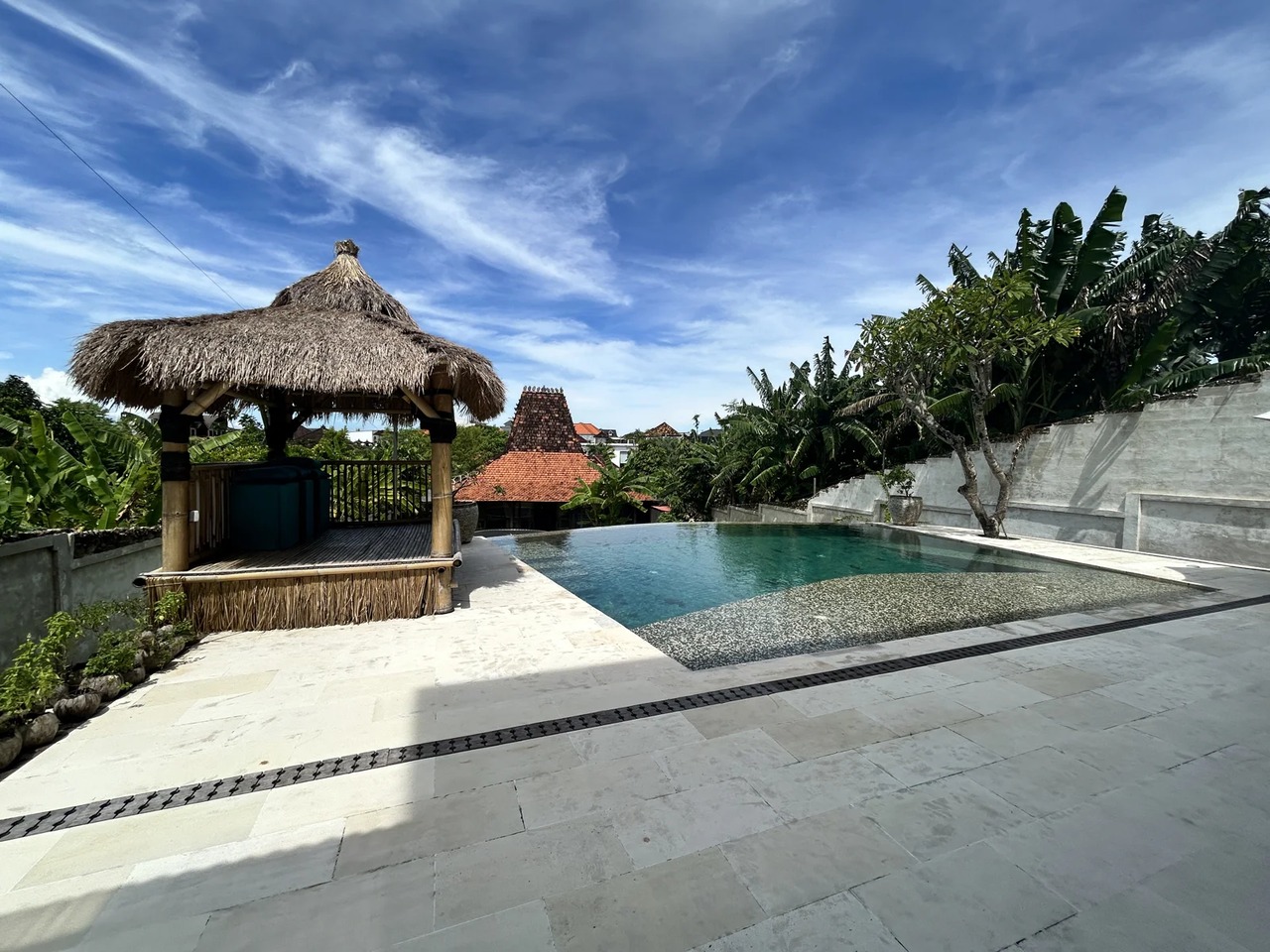 Majestic 5+2BR Estate Villa w/ Pool