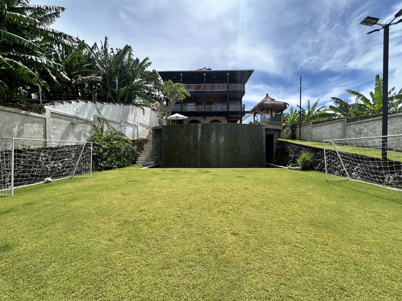 Majestic 5+2BR Estate Villa w/ Pool