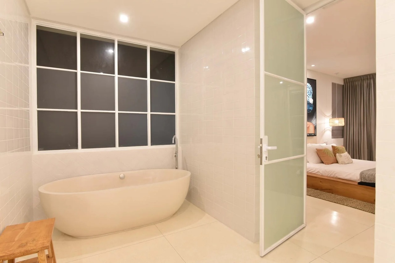 4 BEDROOM VILLA IN CANGGU, IDR 75 MILL
