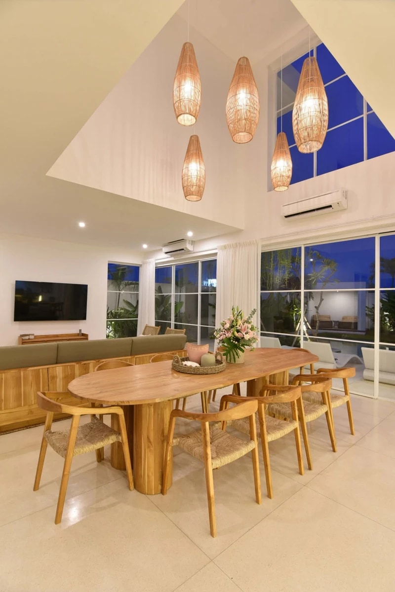 4 BEDROOM VILLA IN CANGGU, IDR 75 MILL
