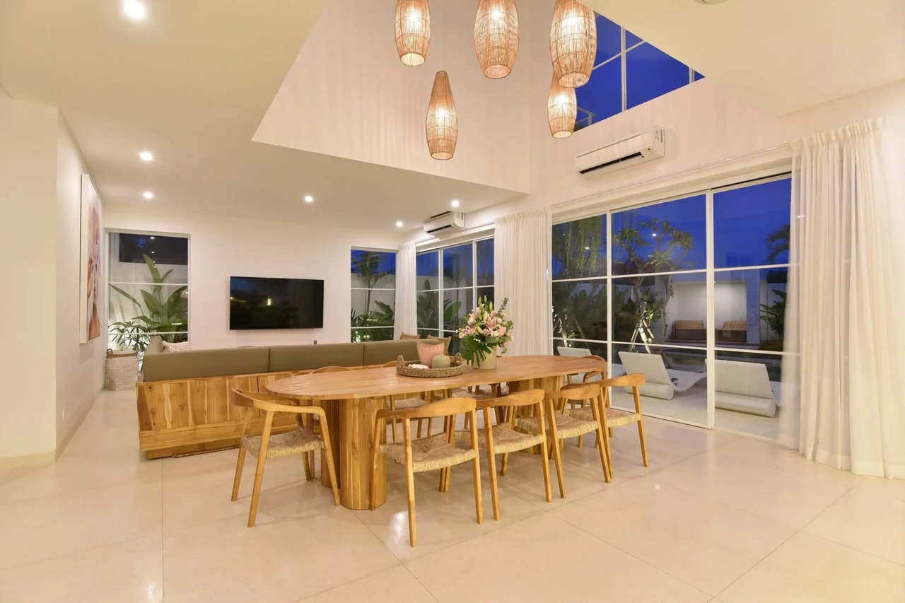 4 BEDROOM VILLA IN CANGGU, IDR 75 MILL
