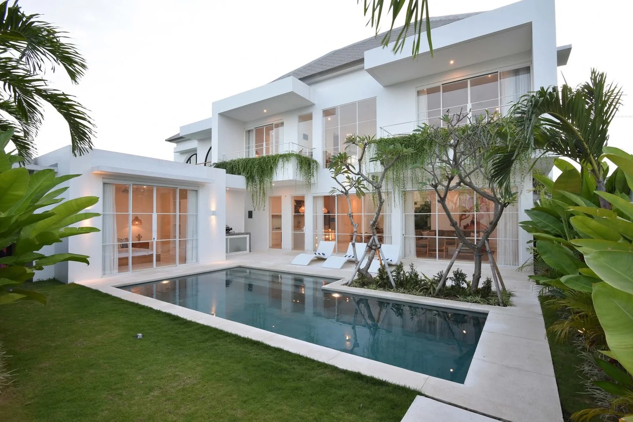 4 BEDROOM VILLA IN CANGGU, IDR 75 MILL
