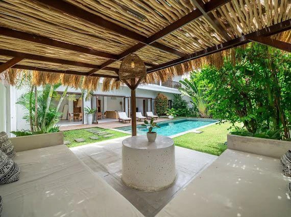4CG2 | 4BR Villa in Kayu Tulang