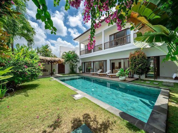 4CG2 | 4BR Villa in Kayu Tulang