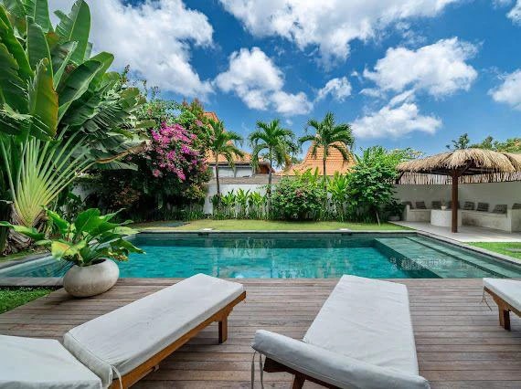 4CG2 | 4BR Villa in Kayu Tulang