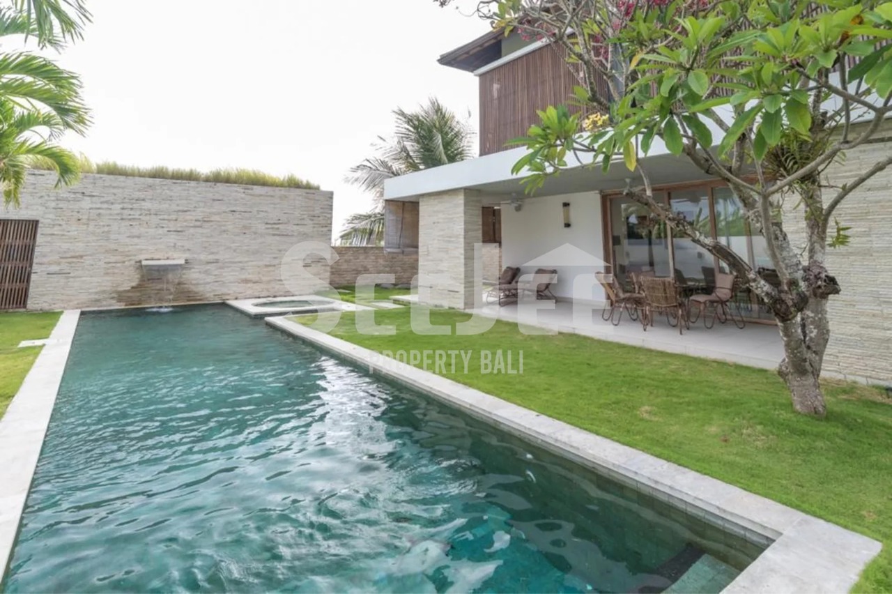 LUXURY VILLA FOR SALE IN CEMAGI