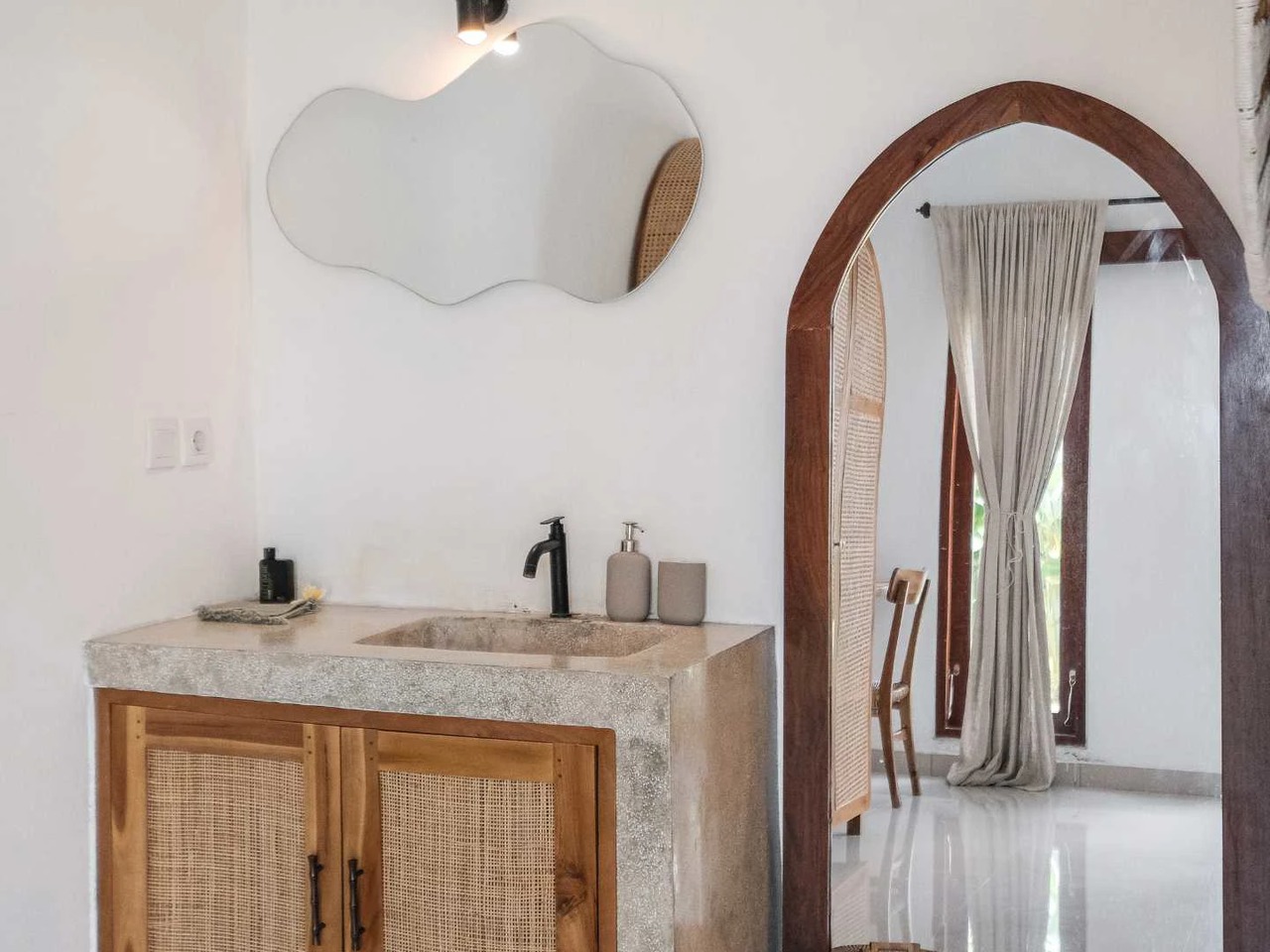 3BD Spacious Villa in Pererenan
