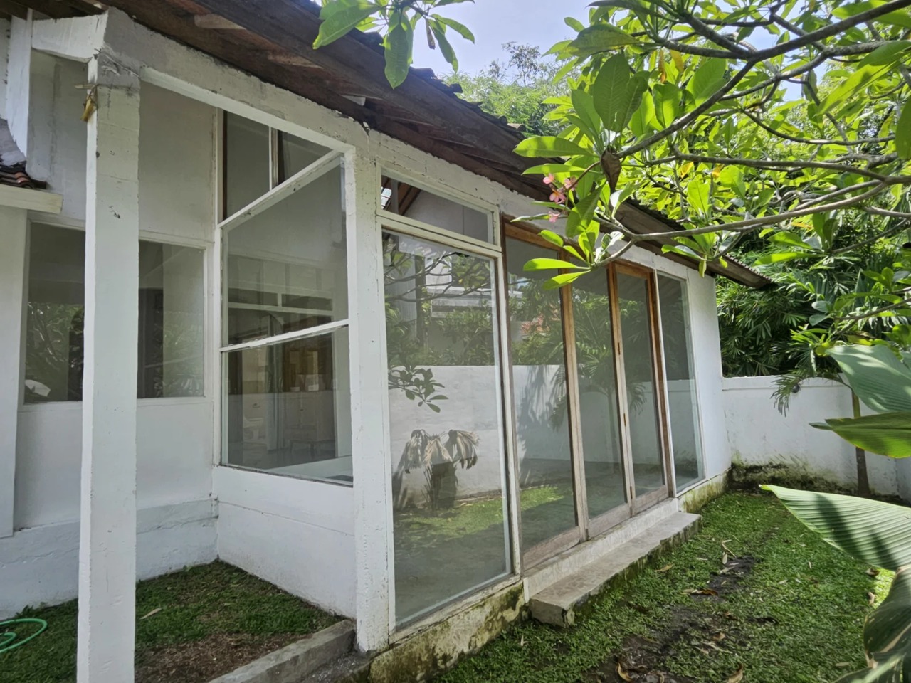 Riverfront 3-Bedroom Villa + Expansion L