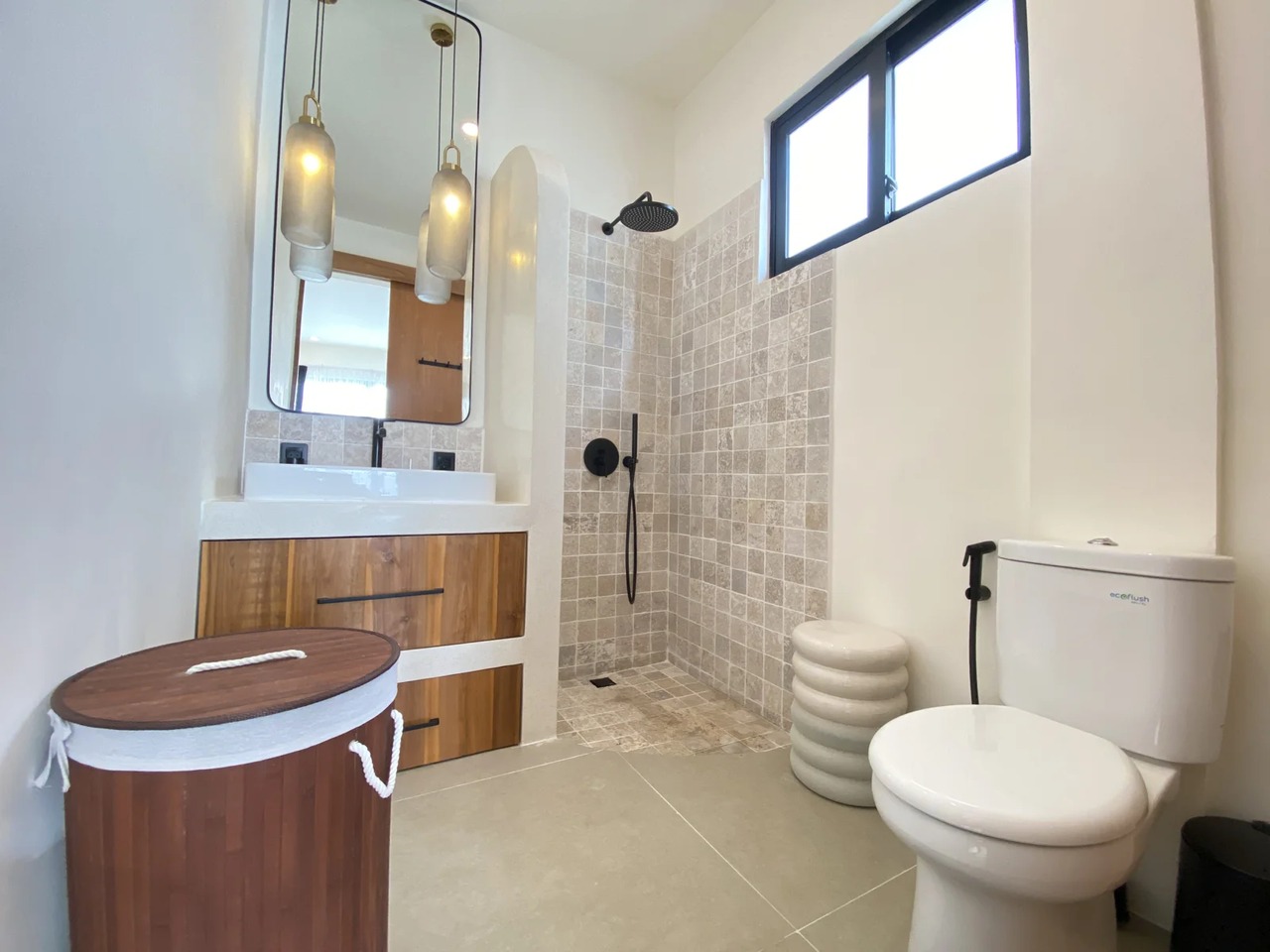 New 4BR Villa - Cemagi