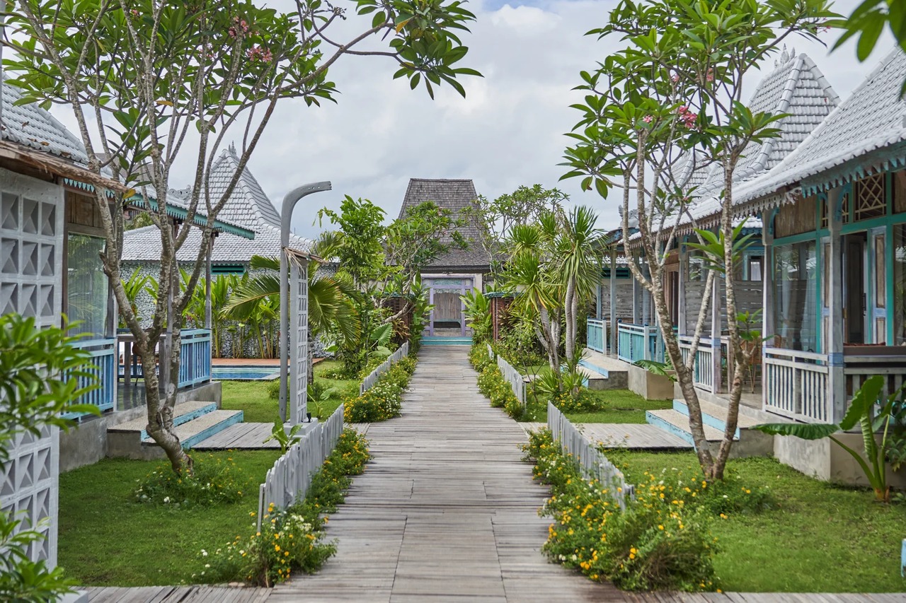 Spacious 2BR Garden Villa w/ Jacuzzi