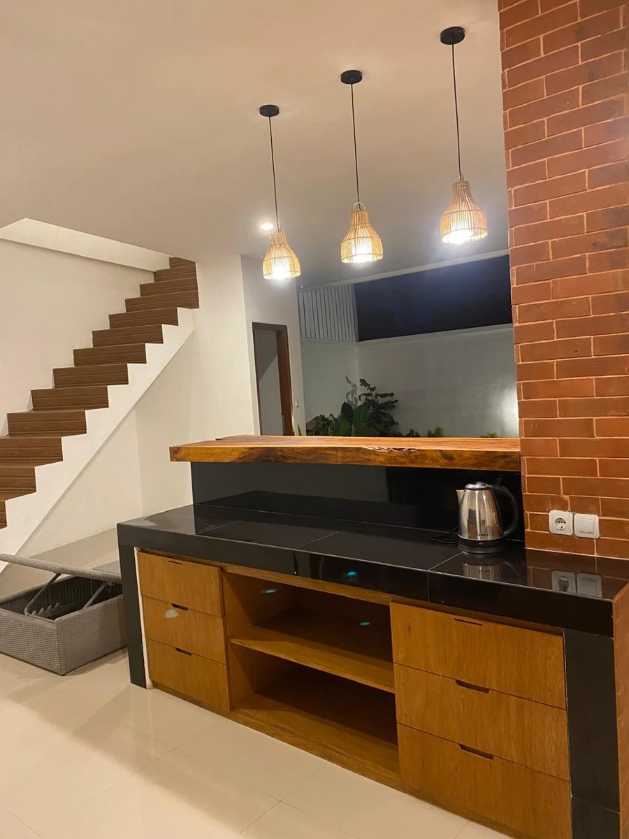 Minimalist Villa for Rent in Cepaka