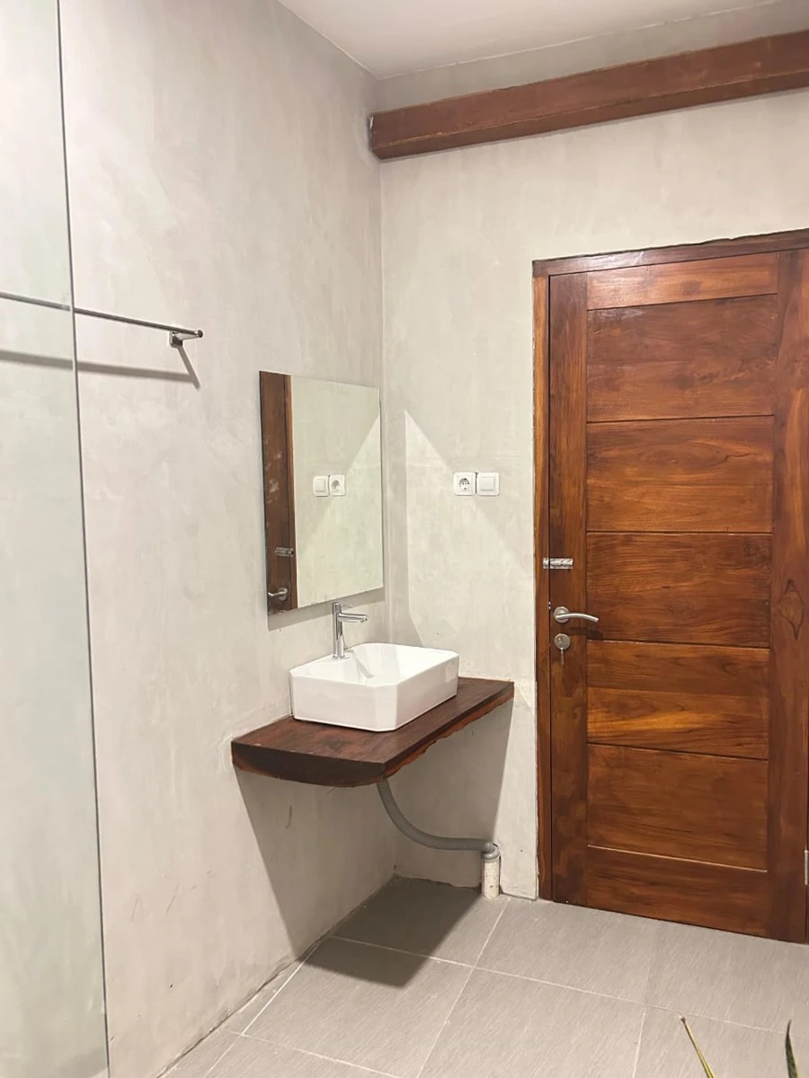Minimalist Villa for Rent in Cepaka