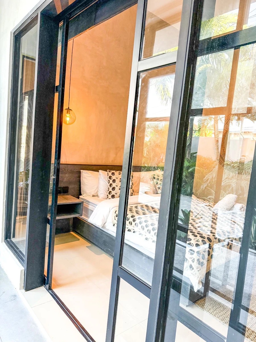 Modern 3BR Villa w/ Pool & Garden