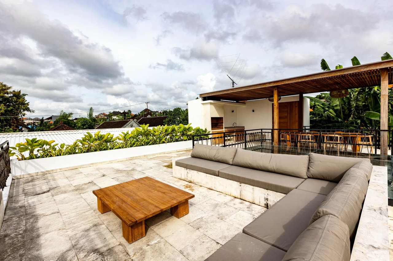 Modern Luxury 3BR Villa w/ Rooftop