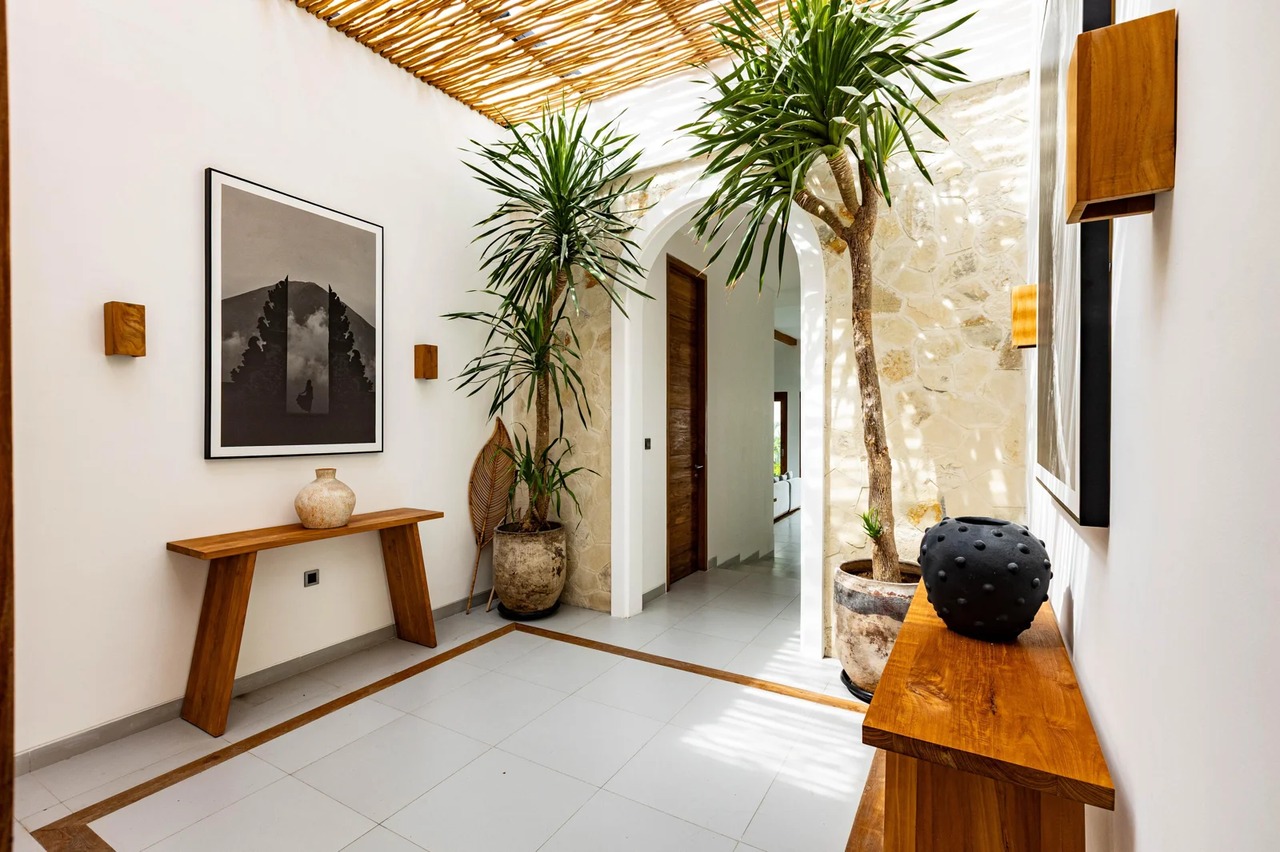 Modern Luxury 3BR Villa w/ Rooftop