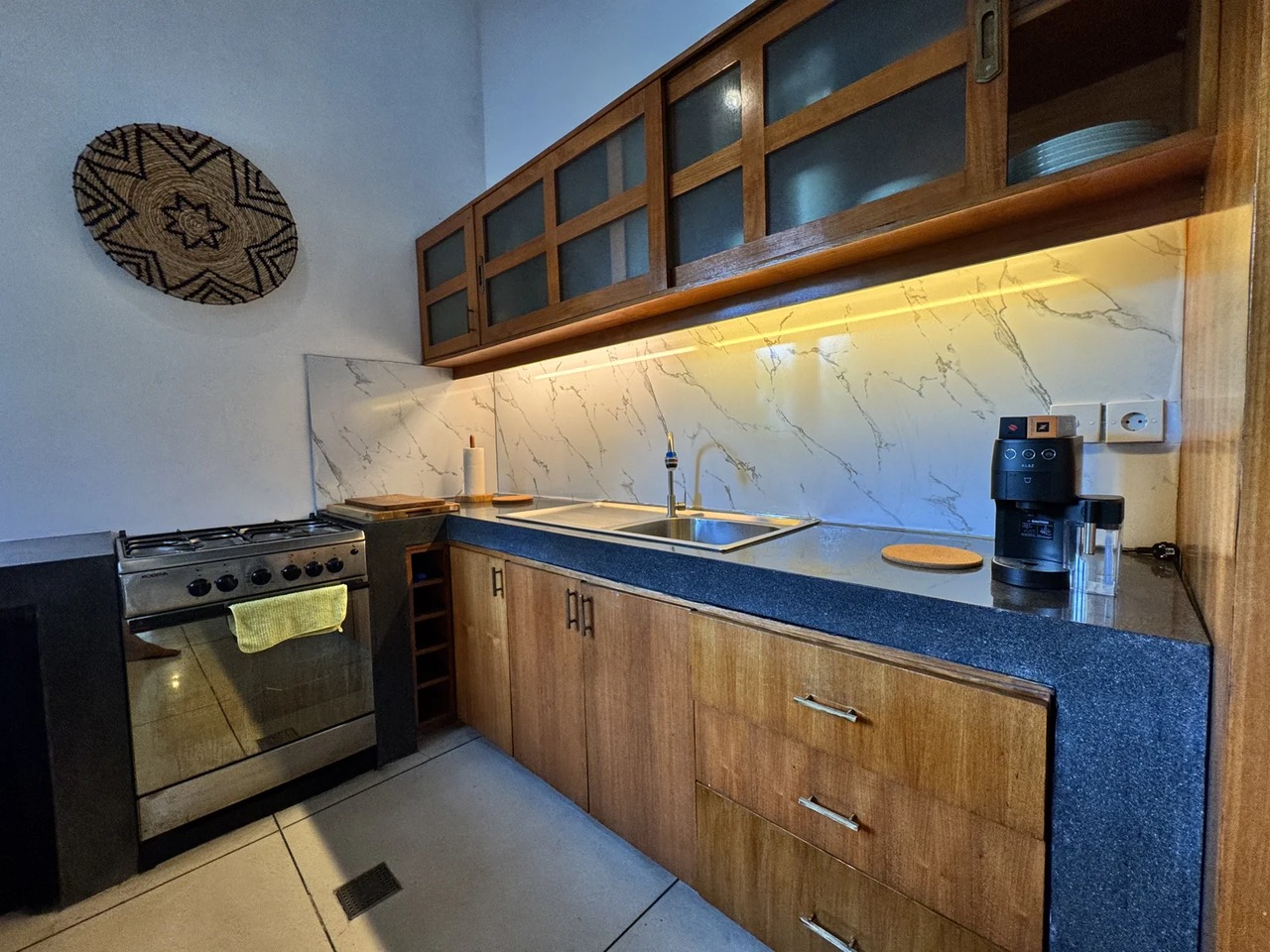 Modern 4BR Villa w/ Rooftop & Office