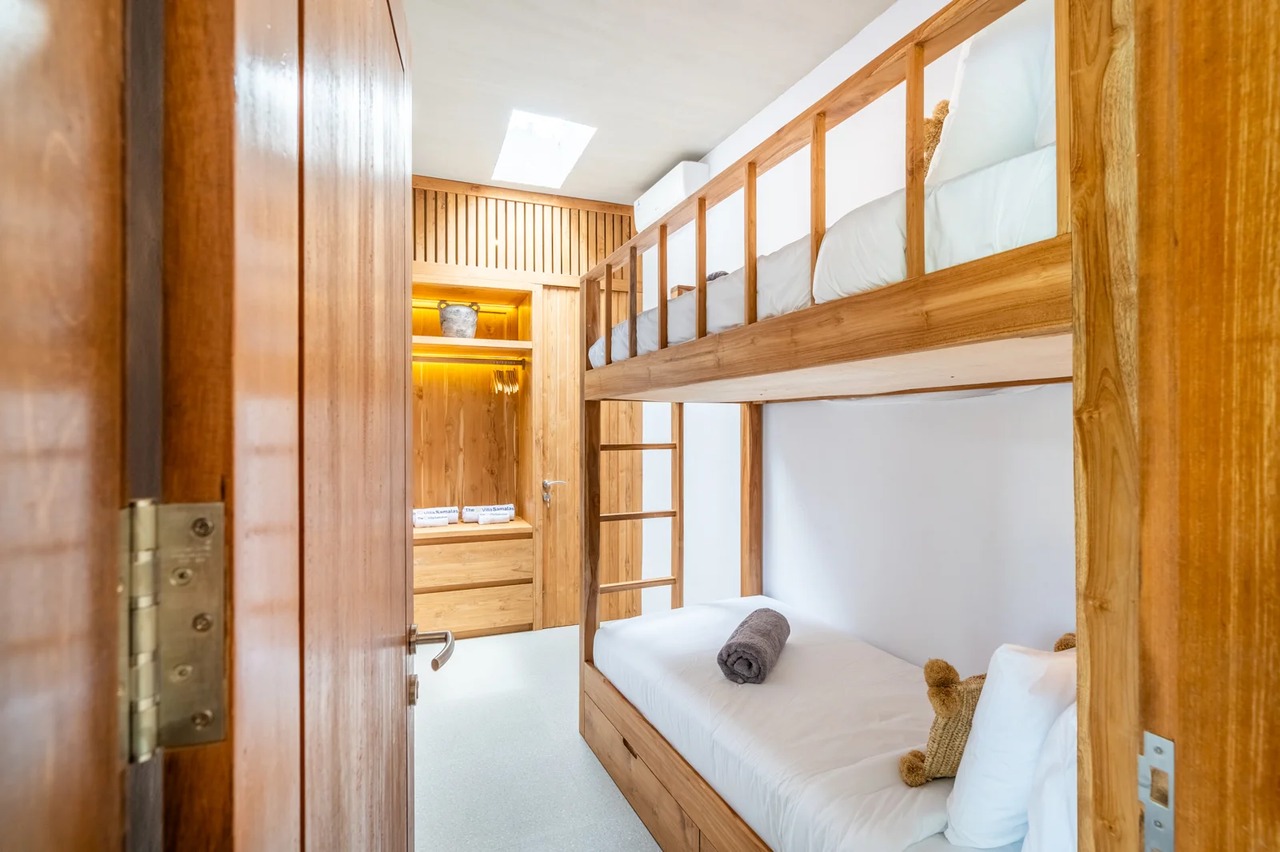 Samalas 3+1 BR Modern Villa in Pererenan