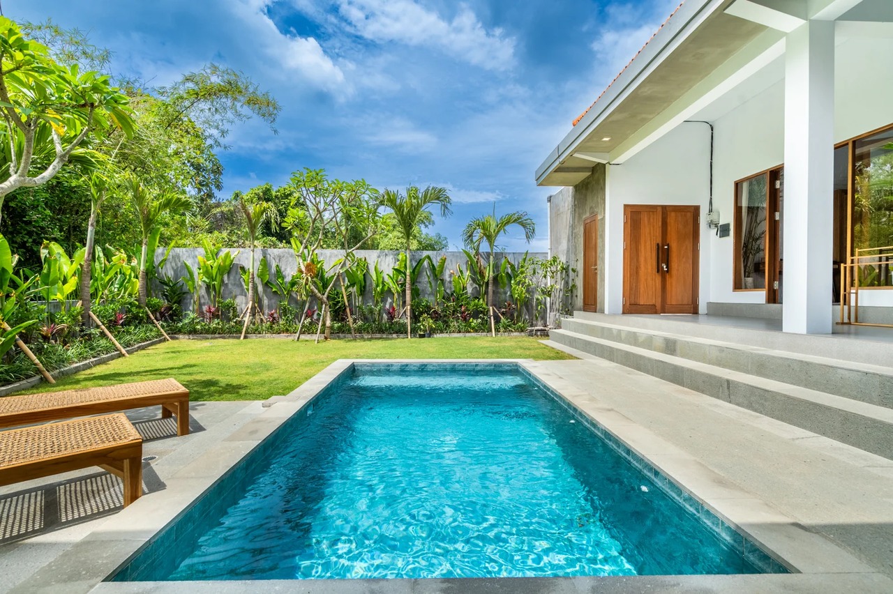 Samalas 3+1 BR Modern Villa in Pererenan