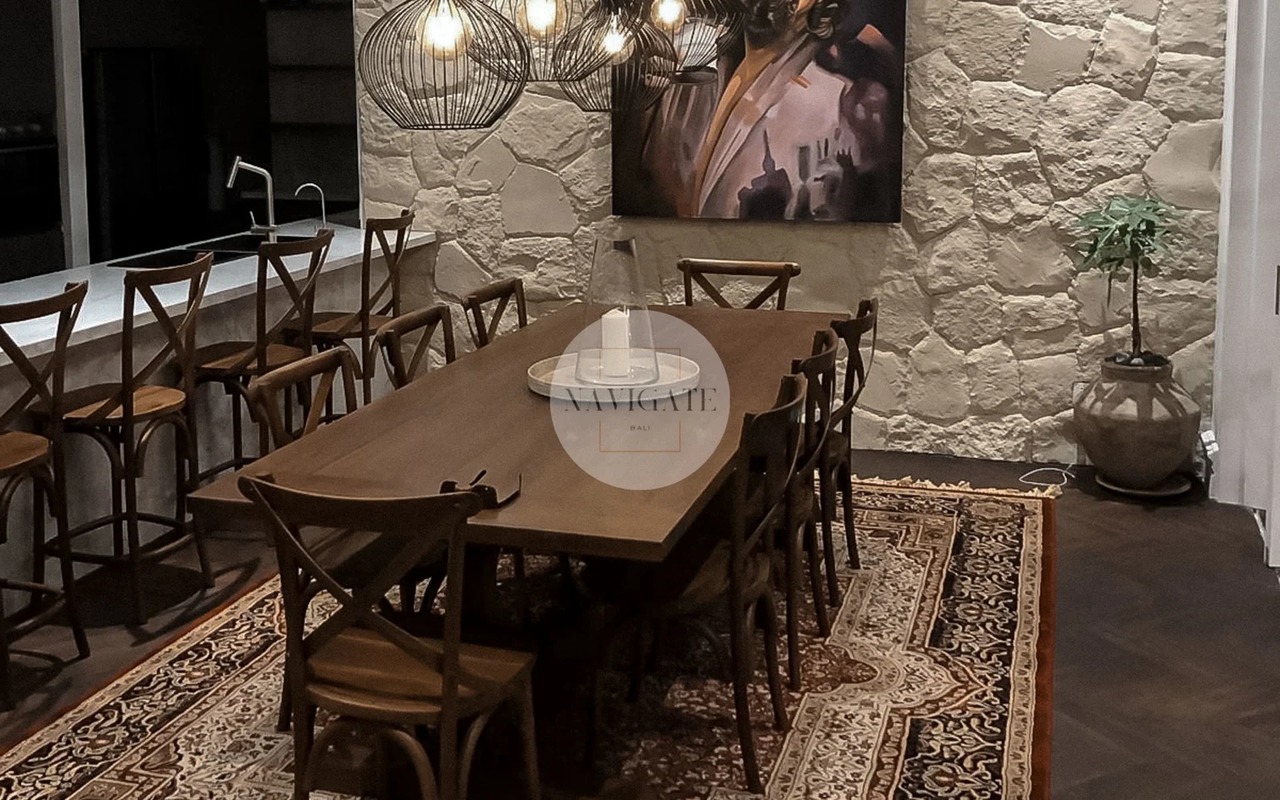 Seseh Manor | Beachside Family Living